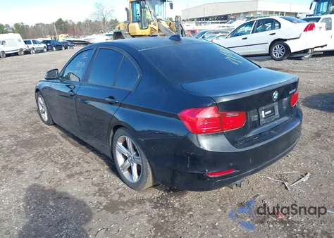 2012 BMW 328I из США, поврежденный, VIN WBA3A5G52CNP15715